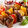 طريقة عمل أسياخ اللحم المشوية مع الخضار
