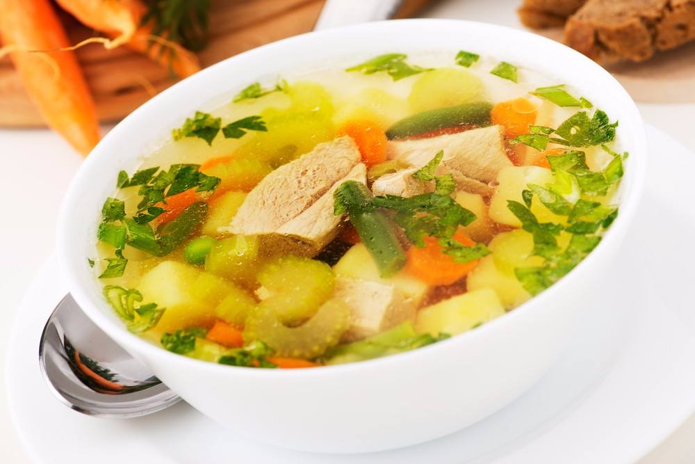 طريقة عمل شوربة الخضروات بالدجاج