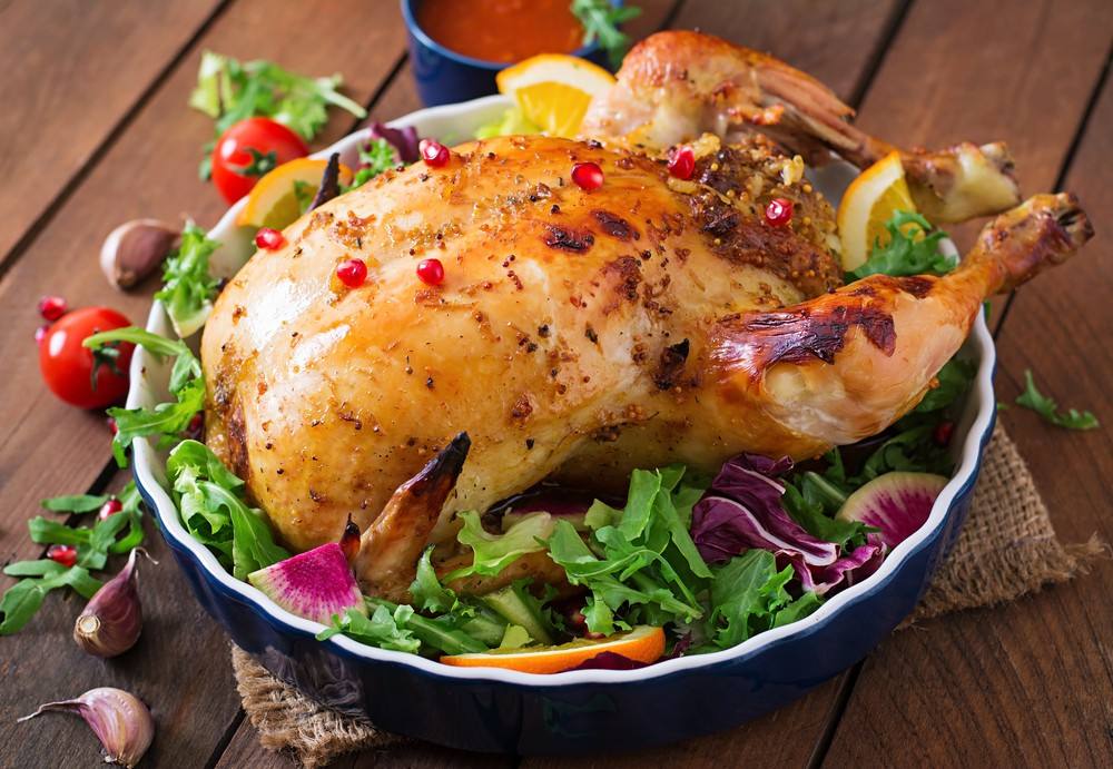 طريقة عمل الدجاج المحشي بالأرز و المكسرات