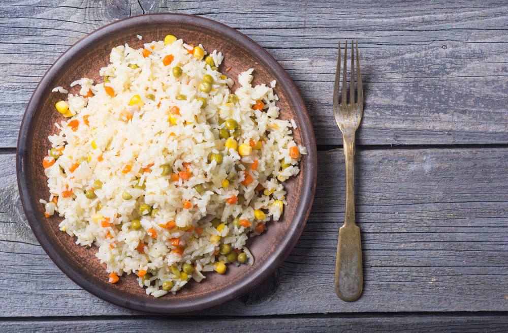 طريقة أرز بالذرة الصفراء والجزر