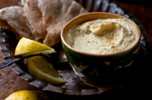 طريقة عمل متبل الحمص بالزبادي التركي