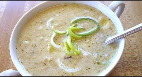 طريقة عمل شوربة البصل بالصور