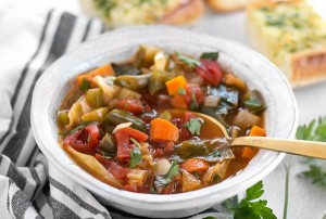 طريقة عمل شوربة الكرنب للتخسيس
