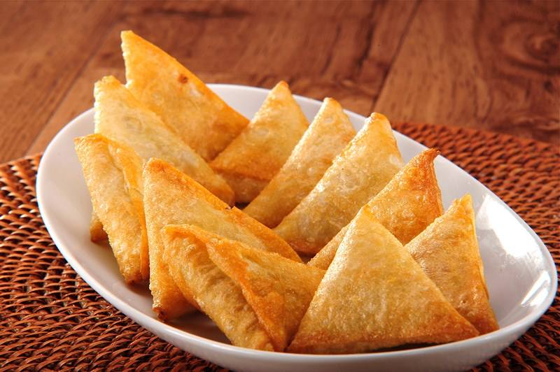 سمبوسك بالسبانخ والجبن