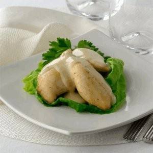 صدور الدجاج مع صلصة ألبرت