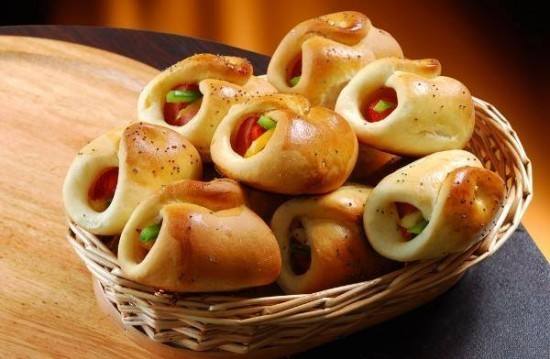 طريقة عمل فطائر الجبنة الموزريلا والمشروم