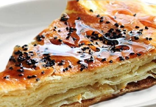 طريقة عمل فطيرة بنت الصحن اليمنية