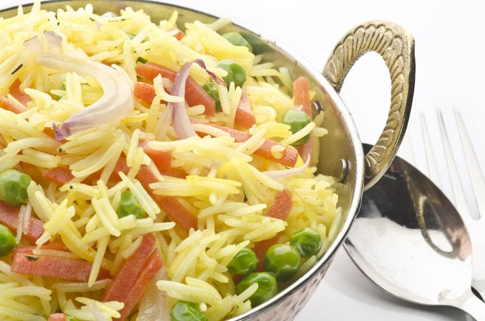 طريقة عمل الأرز البسمتي بالبازلاء والجزر