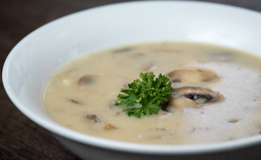 طريقة عمل شوربة المشروم