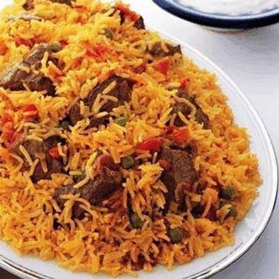 طريقة عمل كبسة اللحم بالزبيب والخضار