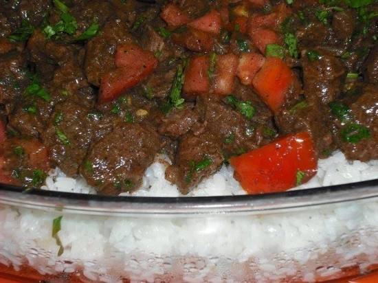 طريقة عمل فتة شاورما اللحم مع الثومية