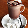 مشروب الشوكولا الساخنة 