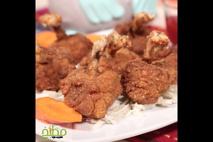 الدجاج المقلي مع صلصة الباربيكيو