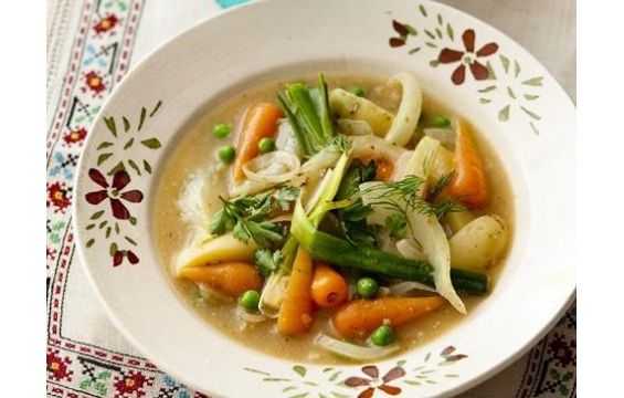 يخنة الخضر مع الخردل المغذّية