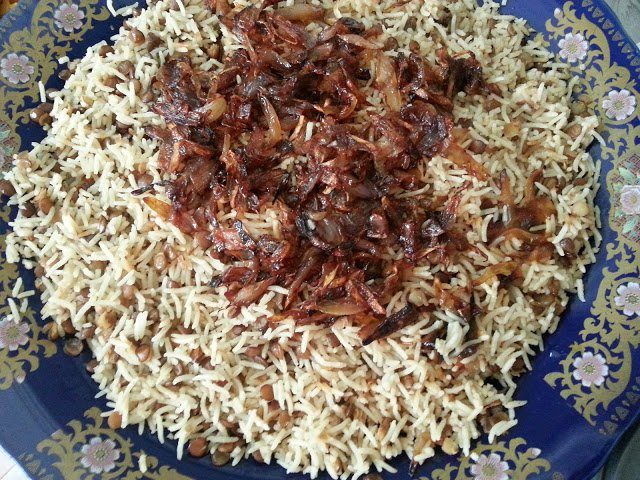 المجدرة بالأرز