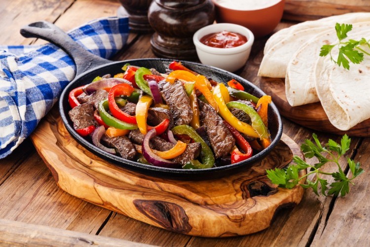 تتبيلة اللحم بالليمون والثوم