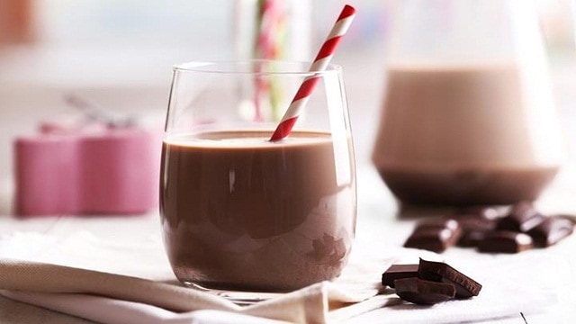 9 أفكار لمشروب الشوكولاته بالحليب المحبب للأطفال