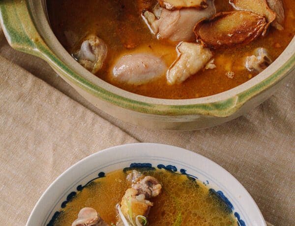 شوربة الدجاج التايوانية