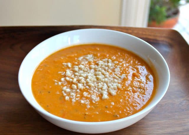 شوربة البطاطا وزبدة السوداني