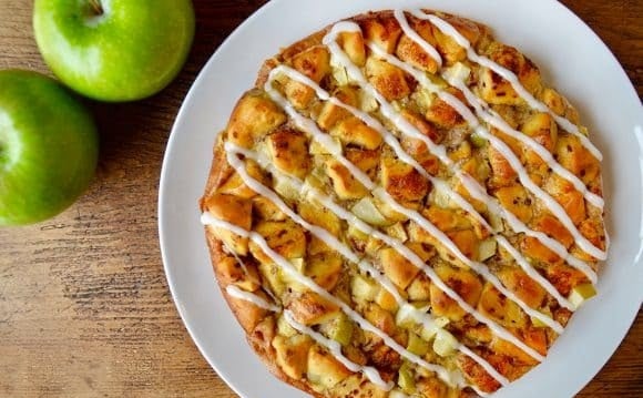 فطيرة السينابون بالتفاح