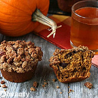 مافن القرع بالشوكولاته والجوز 