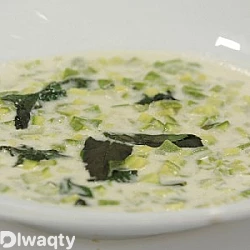 طريقة عمل شوربة الكوسة بالنعناع