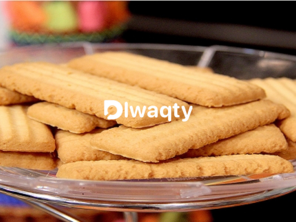 طريقة عمل بسكويت النشادر