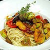 طريقة عمل  اسباجيتي بخضار الرتاتولي