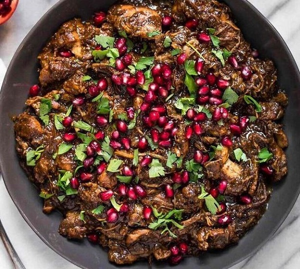 طريقة عمل فسنجون الدجاج