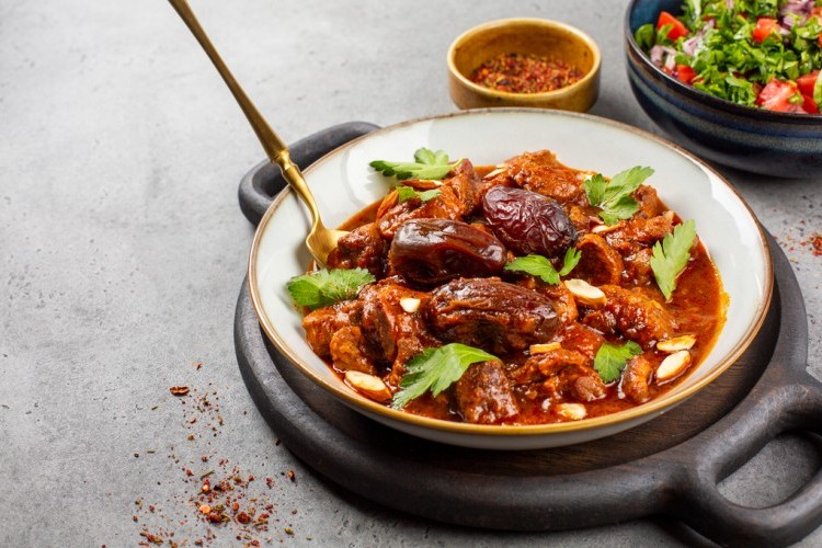 طاجن الباذنجان مع جبنة البارميزان