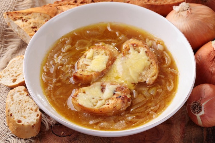 شوربة البصل بالكريمة