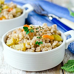 طريقة عمل طاجن مكرونة بالسجق