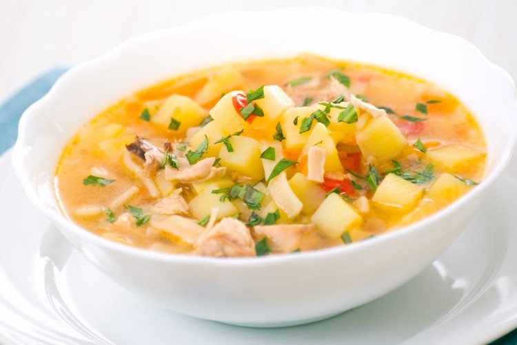 شوربة أفخاذ الدجاج