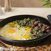 بيض بالبطاطس الحارة