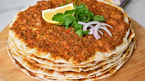 طريقة عمل لحم بعجين تركي بدون فرن