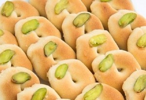 طريقة عمل الغريبة بالفستق الحلبي