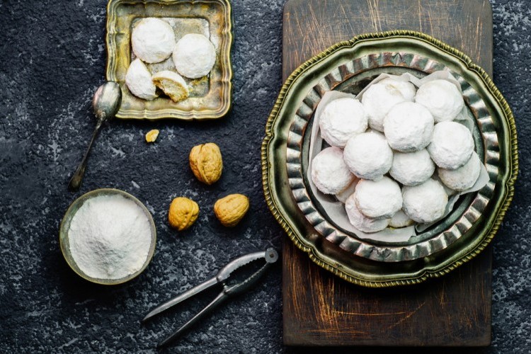 كعك العيد باليانسون بالتمر