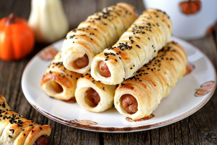 ساندويش النقانق بالفطر
