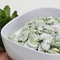 زبادي بالخيار 