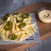 بطاطس بالجبنة و الهالبينو
