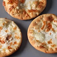 مينى منقوشة جبنة
