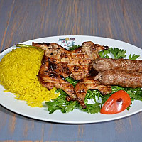 طبق حمام وكفتة
