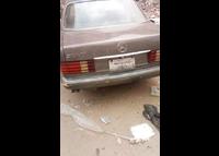 مرسيدس SEL 300 موديل 1989