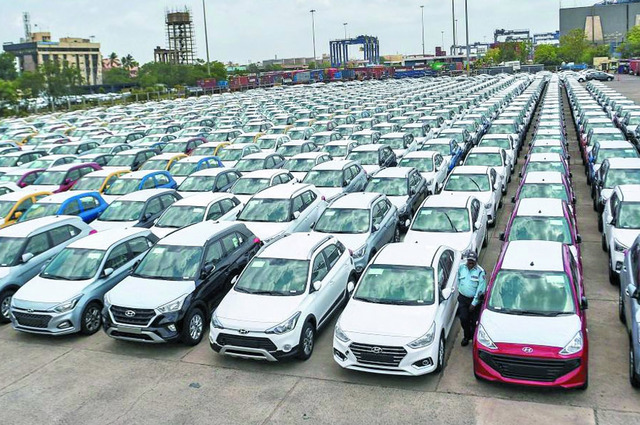 ترخيص قرابة 35 ألف مركبة جديدة في ديسمبر بمصر 