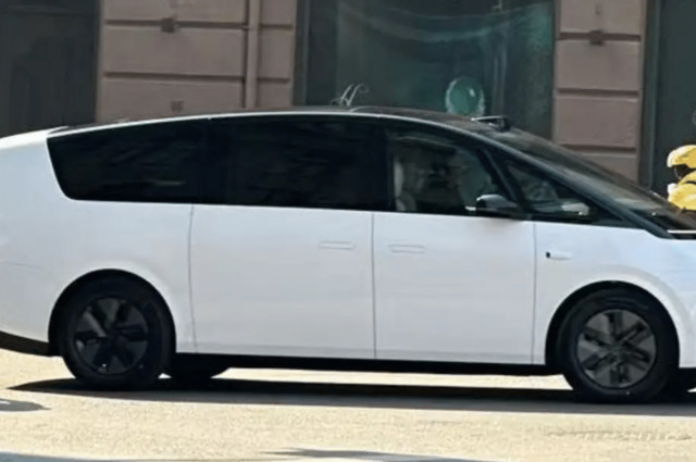 السيارات الصينية تبيع 13 مليون سيارة في الصين في 2023