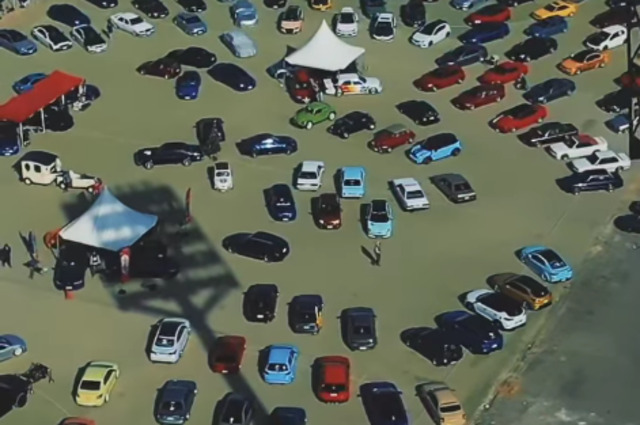 250 سيارة معدلة بمصر تجتمع في مكان واحد