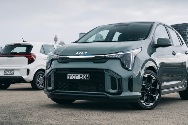 شاهدوا الشكل الجديد لكيا بيكانتو 2024 مع فئات سبورت وGT-Line