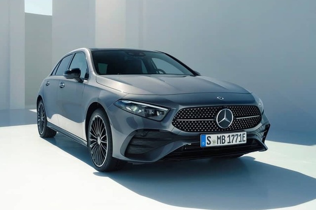 مرسيدس تتصدر الأوروبي بمصر وفيات وبيجو يتراجعان