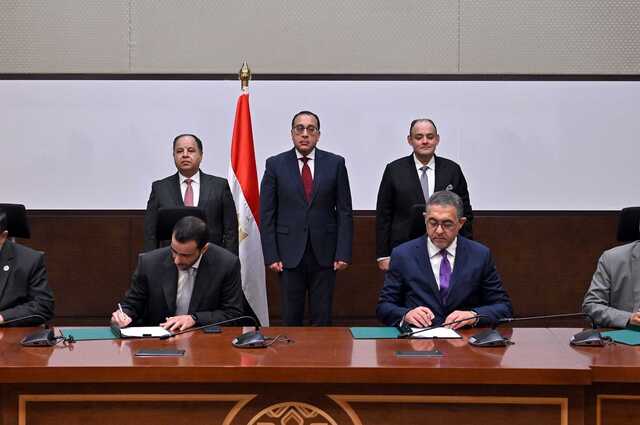 جلوبال أوتو توقع اتفاق اطاري ملزم لتصنيع سياراتها بمصر 