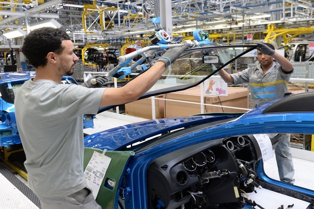 شركات سيارات يابانية تجتمع بحضور مصري لبحث فرص الاستثمار